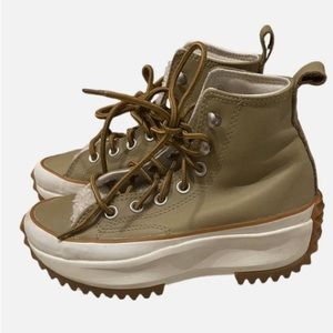 Stylish Tan Women's Boots Converse